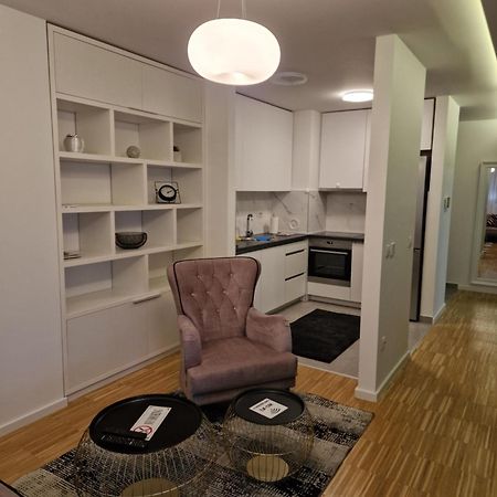 Nika Apartment บันยาลูกา ภายนอก รูปภาพ