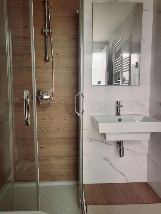 Nika Apartment บันยาลูกา ภายนอก รูปภาพ