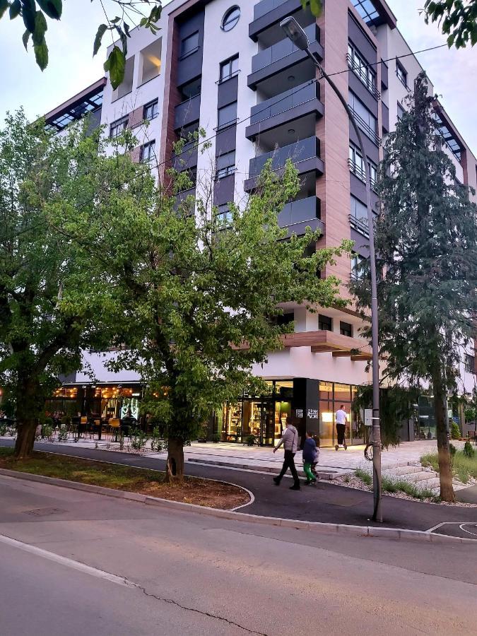 Nika Apartment บันยาลูกา ภายนอก รูปภาพ