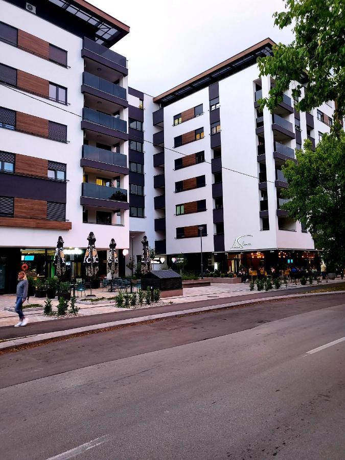 Nika Apartment บันยาลูกา ภายนอก รูปภาพ